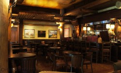 Disney's Wilderness Lodge: Territory Lounge. Disney's Wilderness Lodge: Territory Lounge.