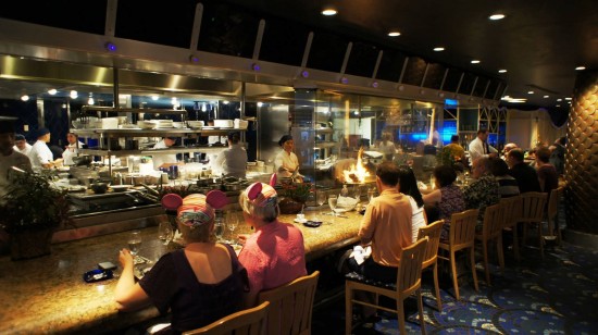 Flying Fish Cafe at Disney's BoardWalk: Open kitchen.