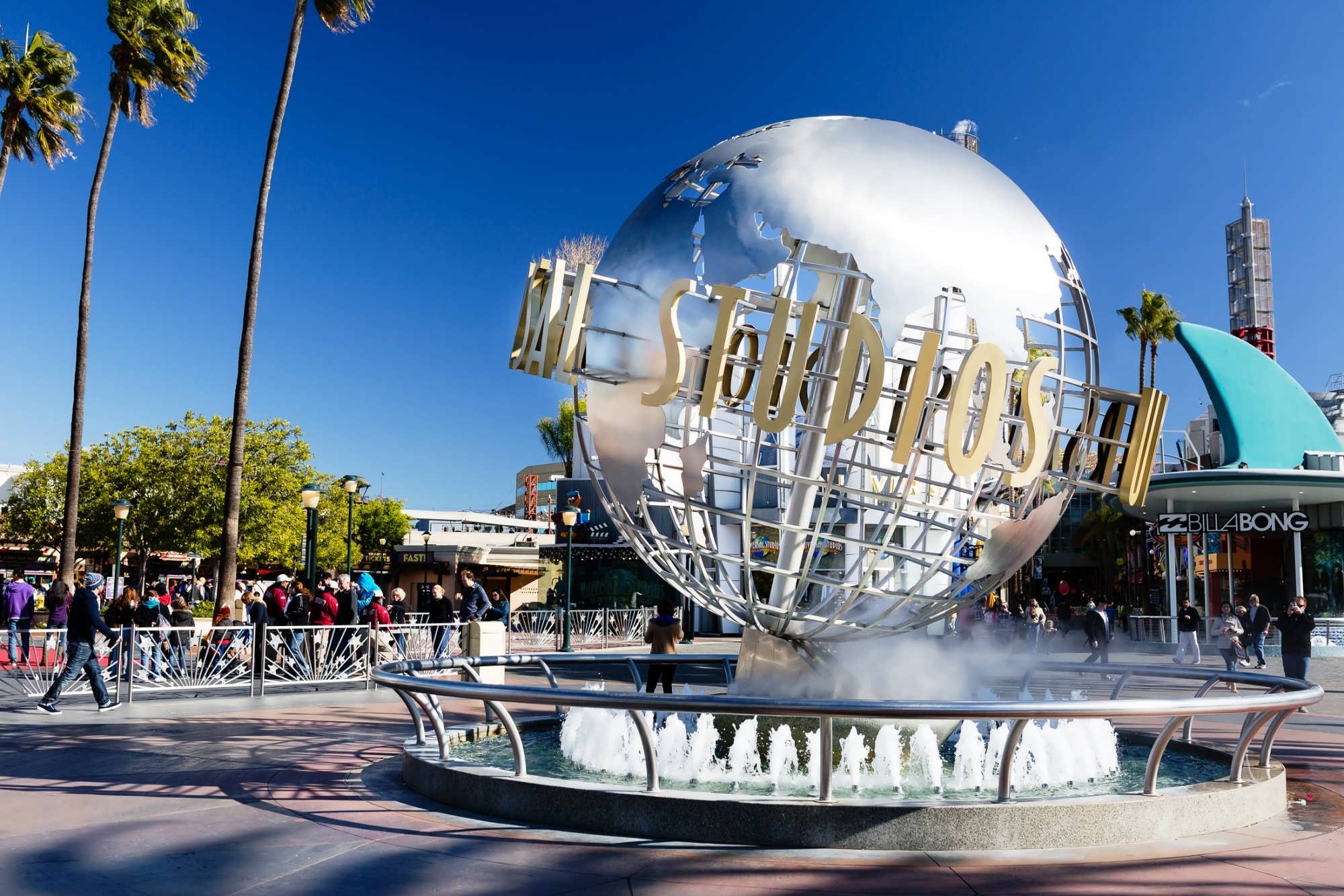 Universal Studios Hollywood vs. Universal Studios Florida: An Orlando