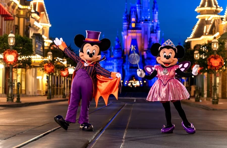 Mickey and Minnie in Halloween attire, Main Street, U.S.A.